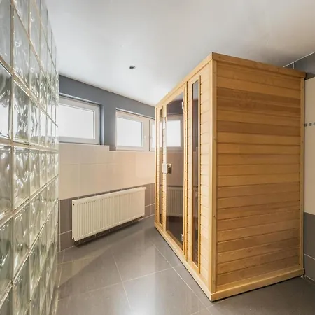Magnificent In With Sauna Vakantiehuis