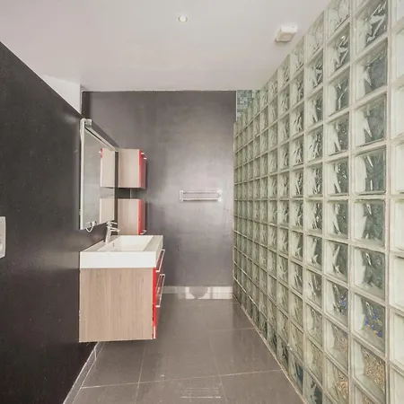 Magnificent In With Sauna Feriehus Verviers